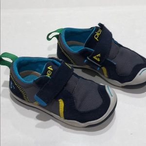 PLAE navy velcro sneakers Size 7 toddler